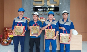 ỐNG THÉP SÀI GÒN TRAO TẶNG BÁNH TRUNG THU CHO NHÂN VIÊN – LAN TỎA YÊU THƯƠNG MÙA TRĂNG 2025